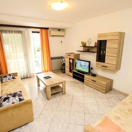 Carolina 4 Seasons Apartment โปเรช ภายนอก รูปภาพ