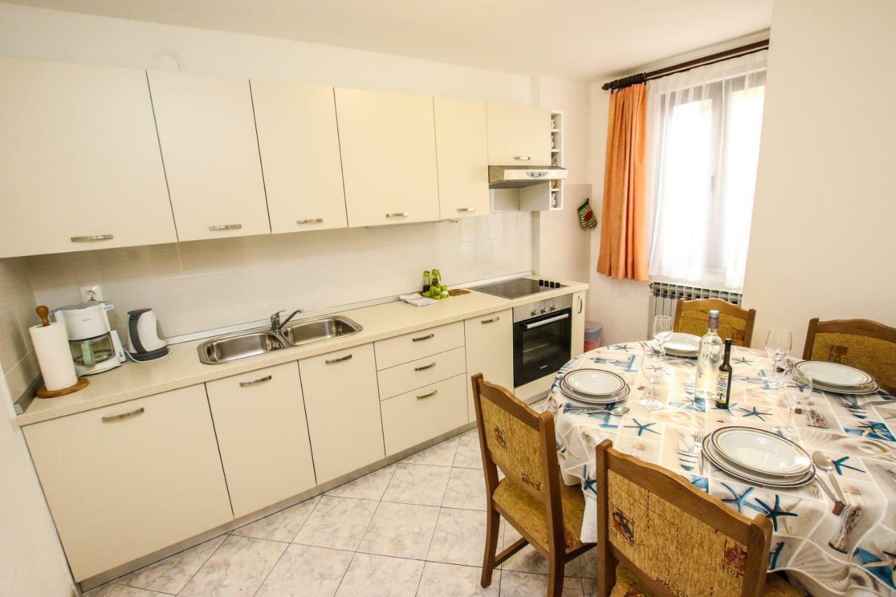 Carolina 4 Seasons Apartment โปเรช ภายนอก รูปภาพ
