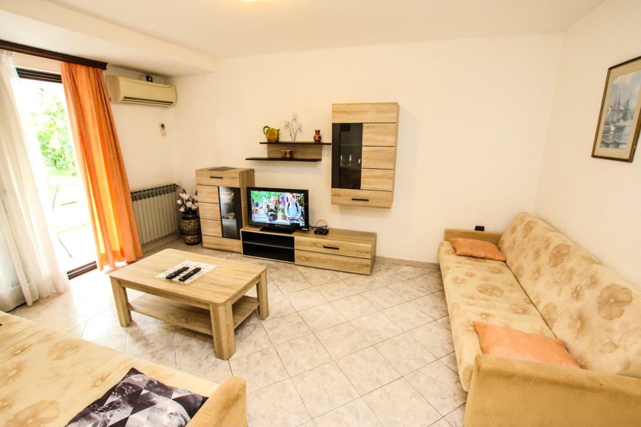 Carolina 4 Seasons Apartment โปเรช ภายนอก รูปภาพ