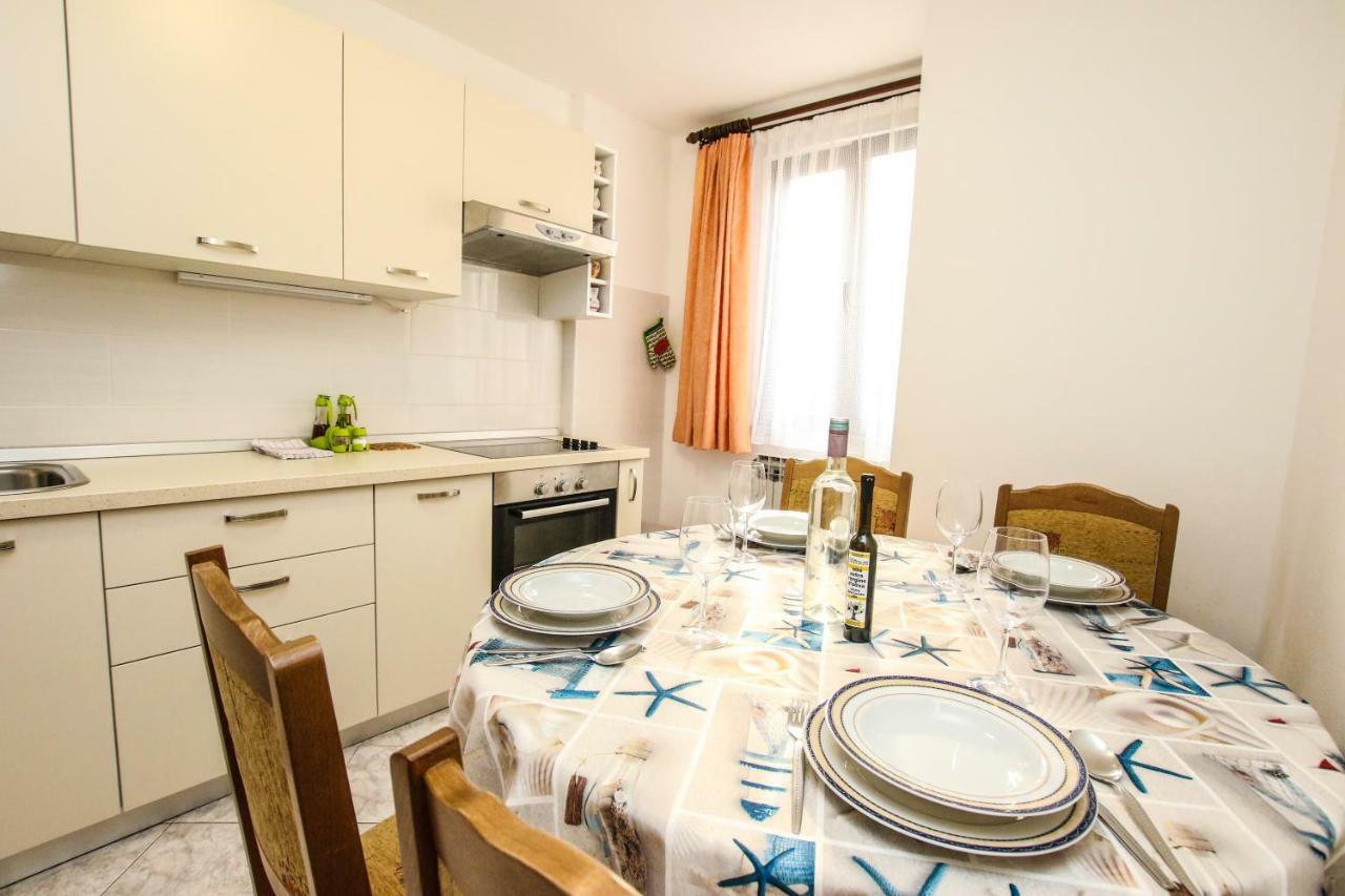 Carolina 4 Seasons Apartment โปเรช ภายนอก รูปภาพ